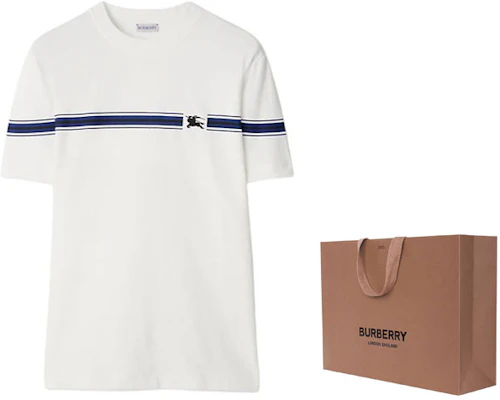 Burberry SS24 條紋小馬印花休閒短袖T恤 鹽晶色。 80904361 Shop Burberry SS24 條紋小馬印花休閒短袖T恤 鹽晶色。 80904361