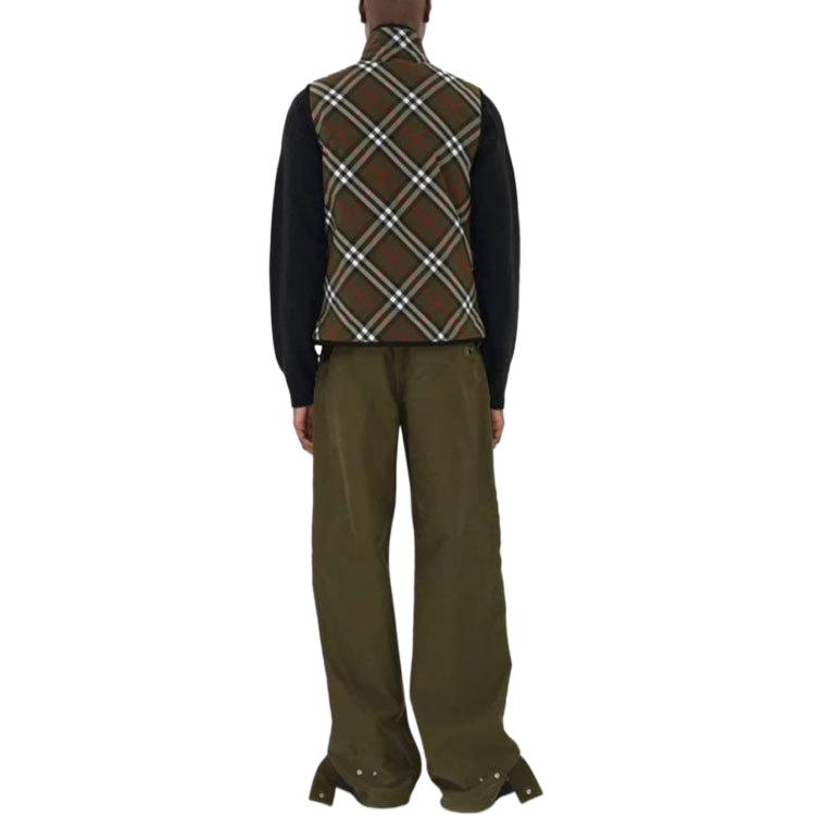 Purchase Burberry SS24 Jaket Vest Zip Dalam Corak Kotak Hijau Gelap. 81018491