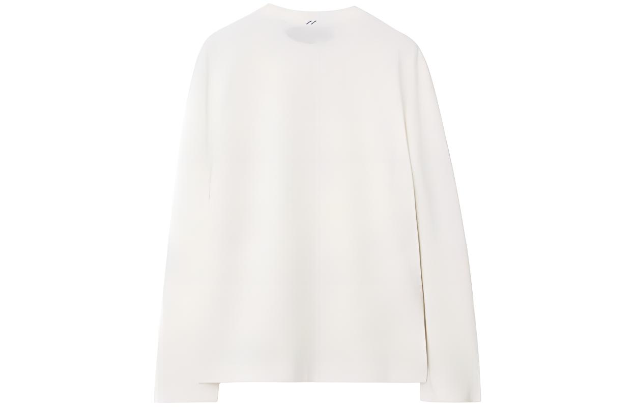 Lookbook 버버리 SS24 브라운 크루넥 풀오버 스웻셔츠 블루 화이트 로고. 80813561