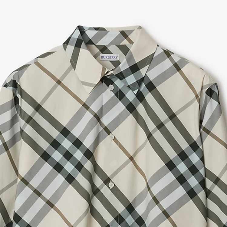 Sizing Burberry SS24 Baju Patchwork Lengan Panjang Lelaki Warna Snowflake Stone. 80894651