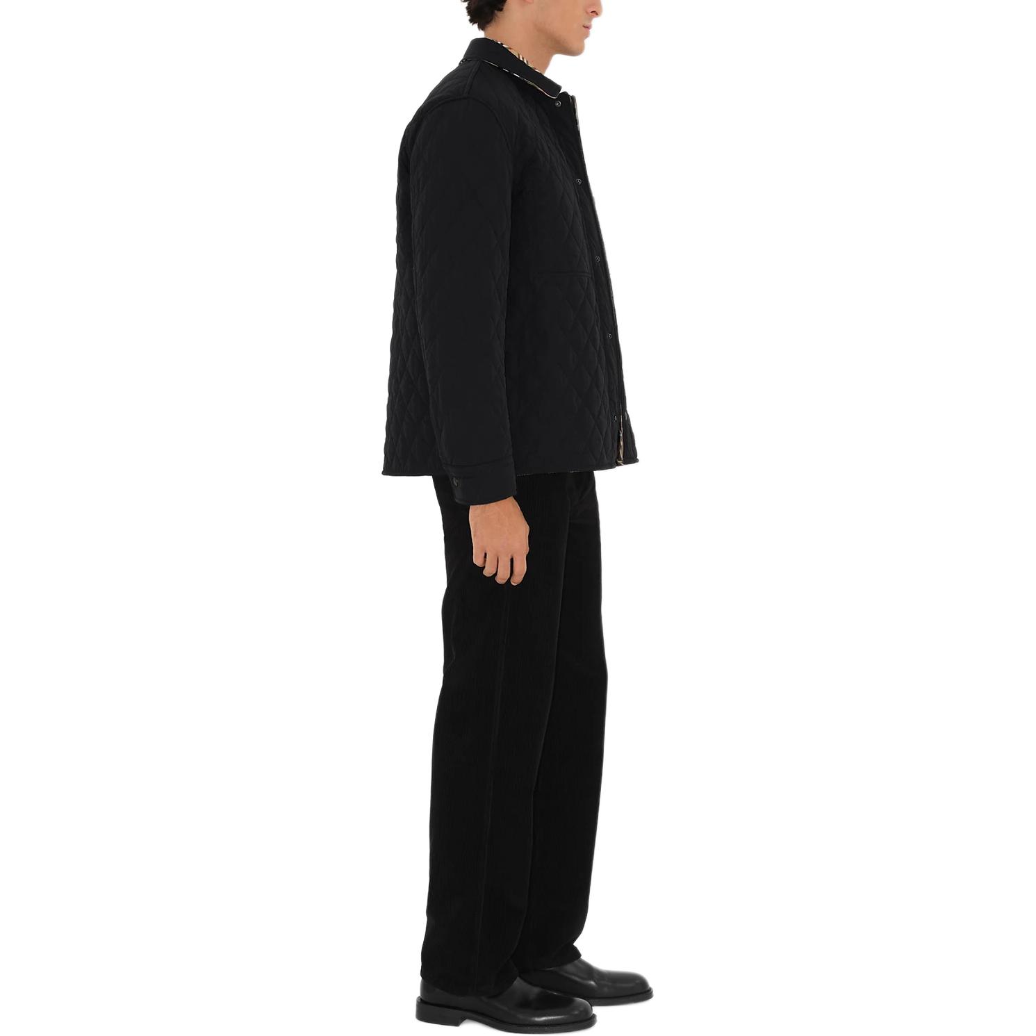 Sizing Burberry SS24 Reversible Black Cotton Jacket with Logo Patch for Men. 80969151