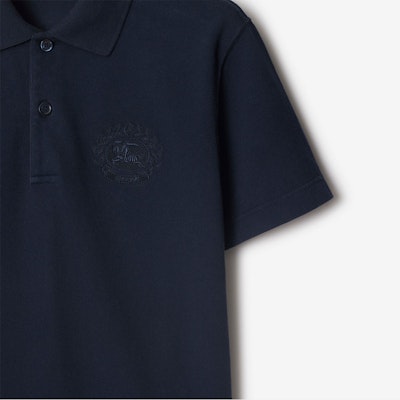 Burberry SS24 Polo Shirt Warna Navy dengan Logo Bordir. 80936001 Details for Burberry SS24 Polo Shirt Warna Navy dengan Logo Bordir. 80936001