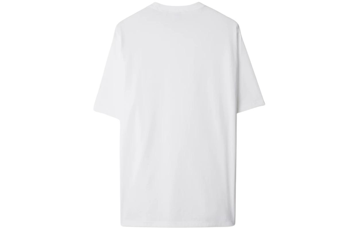 Lookbook Burberry SS24 Kaos Pendek Logo Garis Crewneck Putih. 80847791