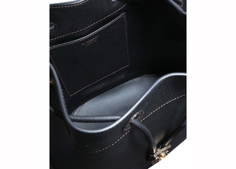 Lookbook Bolso Bucket Burberry TB Logo Negro