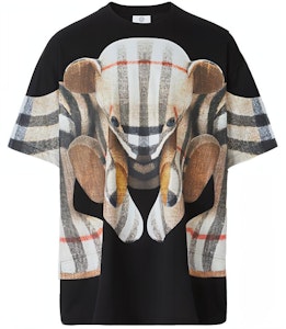 Burberry Thomas Bear Grafik Kemeja-T Longgar Hitam Lelaki. 80495681 Order Burberry Thomas Bear Grafik Kemeja-T Longgar Hitam Lelaki. 80495681