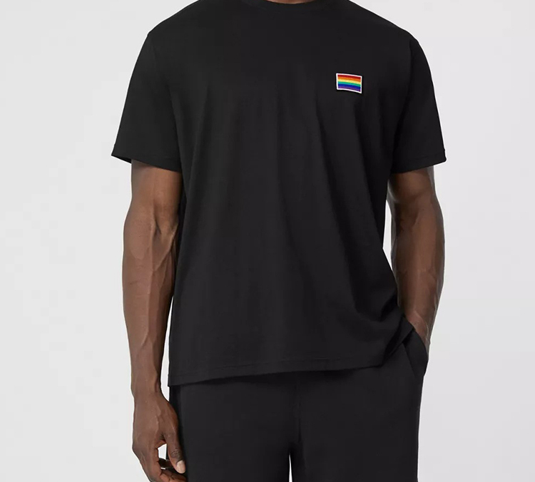 Burberry Unisex Black T-Shirt with Rainbow Patch Design 80320921 圖 3