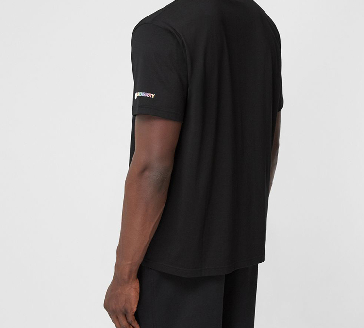 Burberry Unisex Black T-Shirt with Rainbow Patch Design 80320921 圖 5