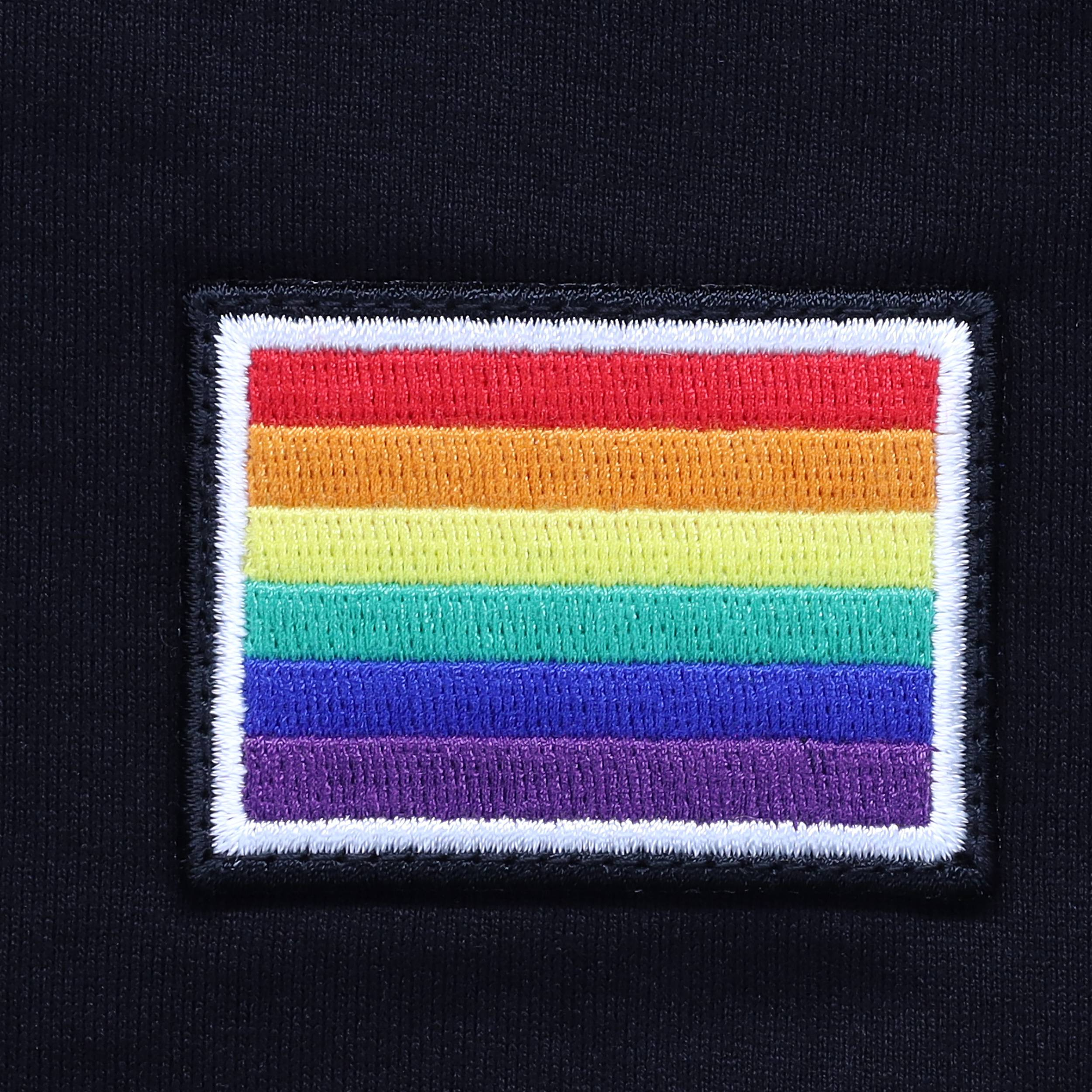 Burberry Unisex Black T-Shirt with Rainbow Patch Design 80320921 圖 7