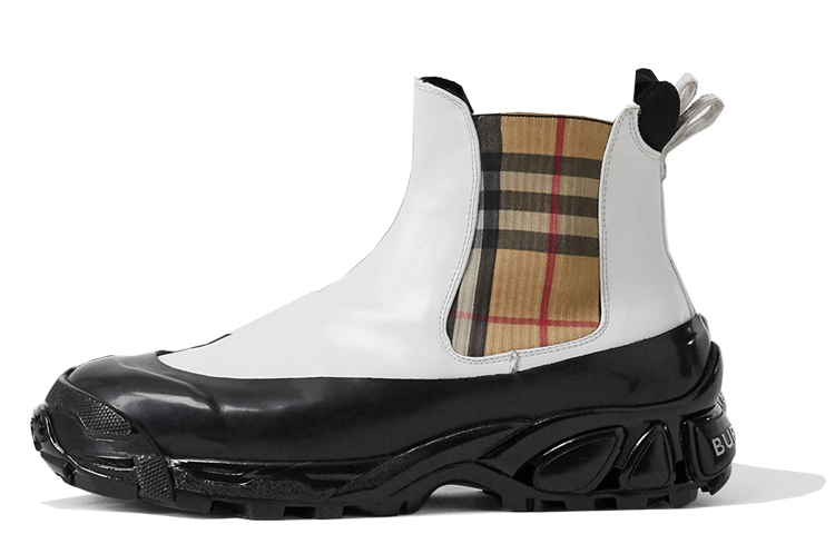 Burberry Vintage Check Chelsea Boot 'Black and White'