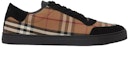 Order Burberry Vintage Check Cotton dan Suede Sneakers Coklat Hitam. 80617561