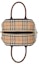Lookbook Bolso Burberry Vintage Check Cube Cuero Pequeño Beige Archivo