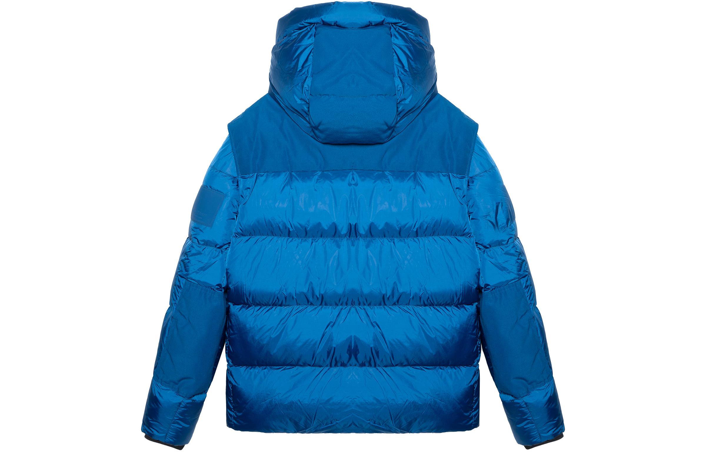 Lookbook 巴宝莉海军蓝修身冬季羽绒服，带可拆卸连帽。 80438471