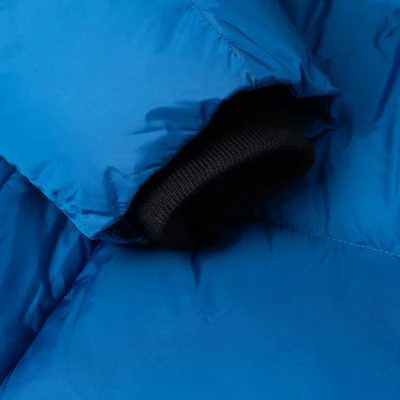 巴宝莉海军蓝修身冬季羽绒服,带可拆卸连帽。 80438471 Sizing 巴宝莉海军蓝修身冬季羽绒服,带可拆卸连帽。 80438471