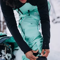 Lookbook BURTON AK Acamar GORE-TEX PRO 3L 防水透氣連身吊帶褲 242001