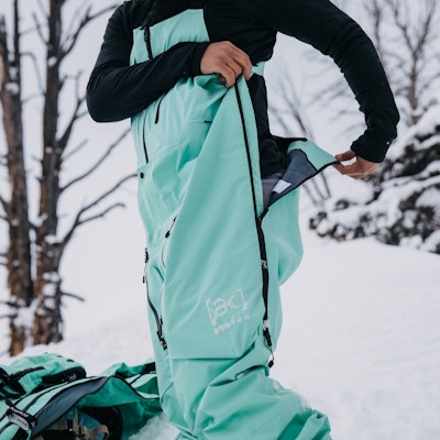 BURTON AK Acamar GORE-TEX PRO 3L 防水透氣連身吊帶褲 242001 Shop BURTON AK Acamar GORE-TEX PRO 3L 防水透氣連身吊帶褲 242001