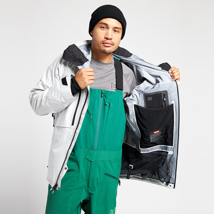 Shop BURTON AK Stretch GORE-TEX 3L滑雪外套 淺灰色 - 防水防風滑雪外套 10013109020