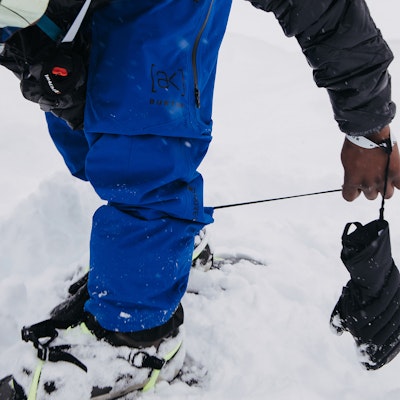 버튼 AK SWASH 2L 고어텍스 방수 통기 남성 스노우보드 팬츠 100221-AK Lookbook 버튼 AK SWASH 2L 고어텍스 방수 통기 남성 스노우보드 팬츠 100221-AK