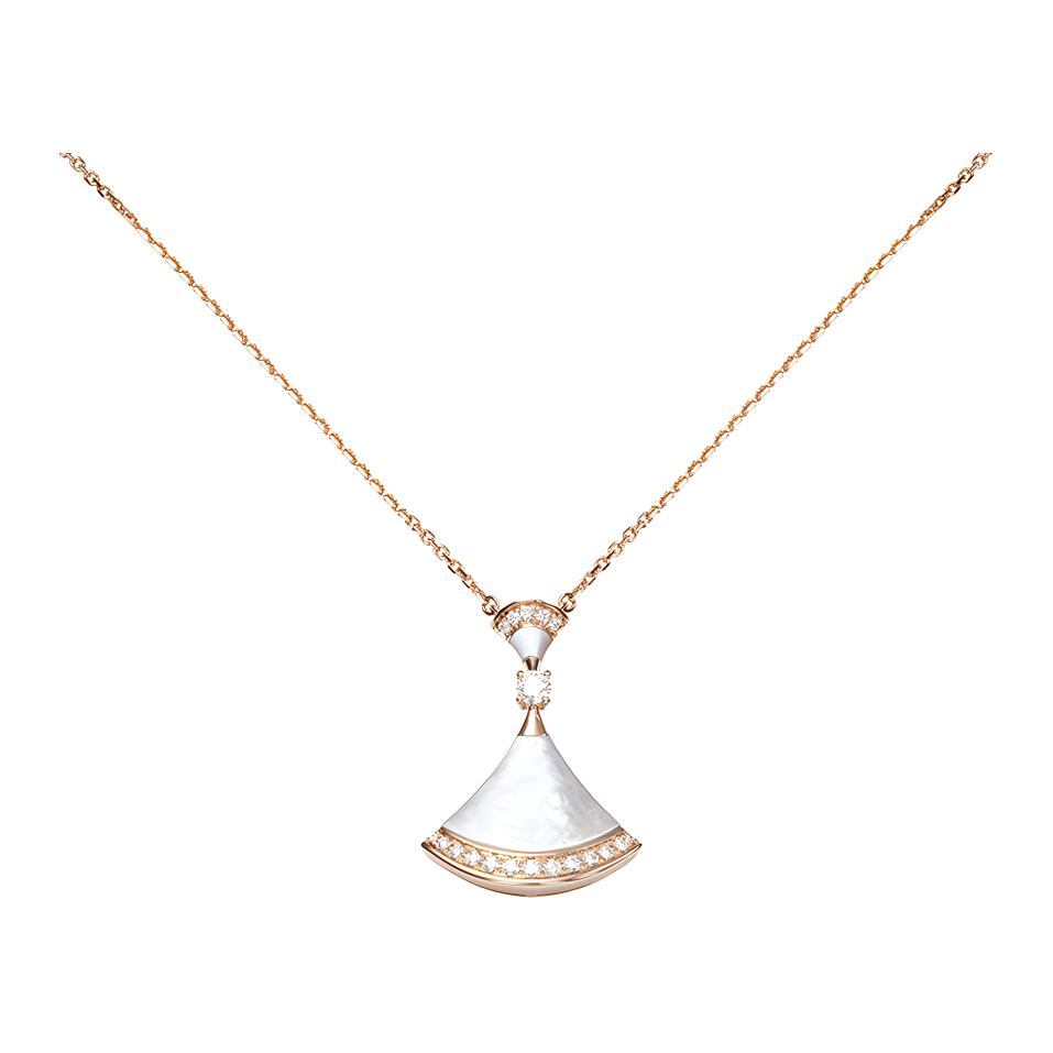 BVLGARI DIVAS' DREAM Fan Pendant Mother of Pearl Diamond 18K Rose Gold Necklace CL858643-356452