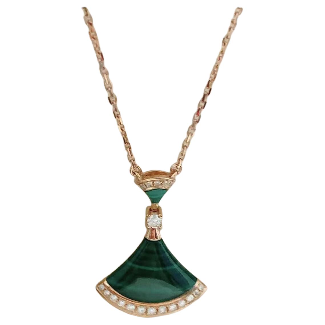 BVLGARI DIVAS’ DREAM Pendant 18k Rose Gold Necklace with Green & Diamonds. 351143