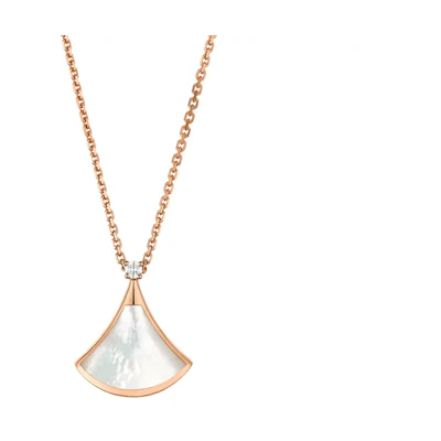 BVLGARI Divas' Dream Rose Gold 18k Necklace with White Mother-of-Pearl Pendant. CL859867-359986