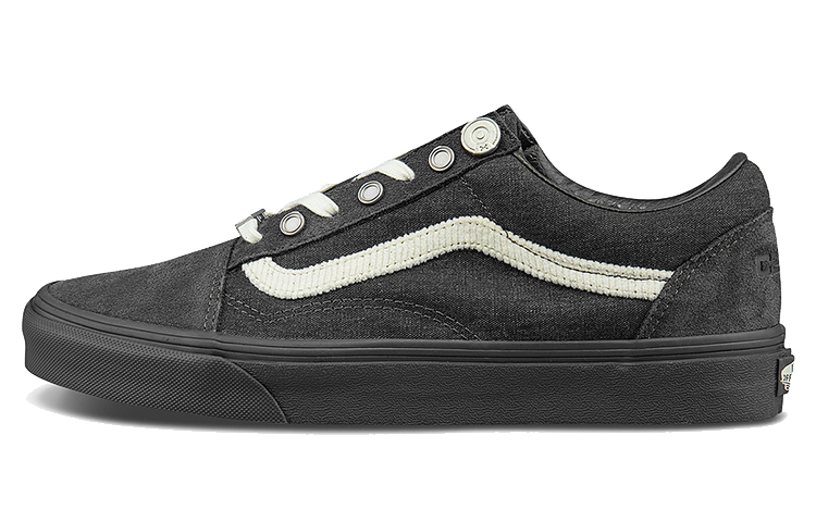 Order Vans C2H4 x Old Skool Kasut 'Hitam' VN0A5AO92YD(S-BOX)