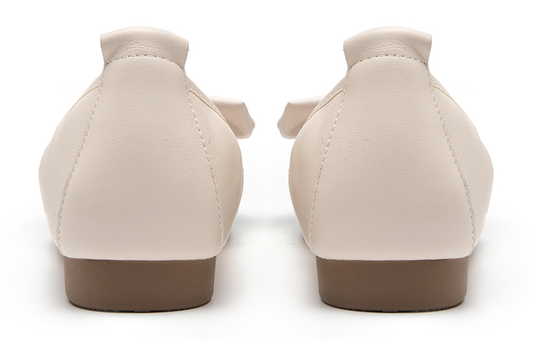 Lookbook C°BANNER 千百度 Zapatos Planos Mujer Cuero Punta Redonda Ligeros con Lazo A23125815