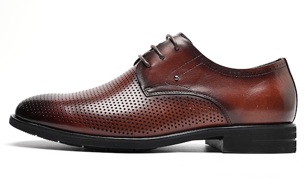 千百度C°BANNER 頂級頭層牛皮 時尚舒適透氣打孔 正裝皮鞋 男款 棕色 Buy 千百度C°BANNER 頂級頭層牛皮 時尚舒適透氣打孔 正裝皮鞋 男款 棕色