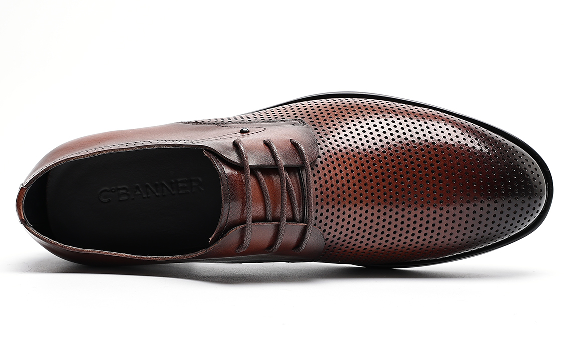 Shop 千百度C°BANNER 頂級頭層牛皮 時尚舒適透氣打孔 正裝皮鞋 男款 棕色