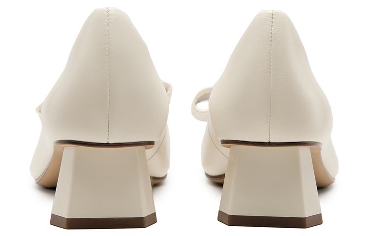 Shop C°BANNER 양털통굽라운드굽하이힐 (4cm) A23143666