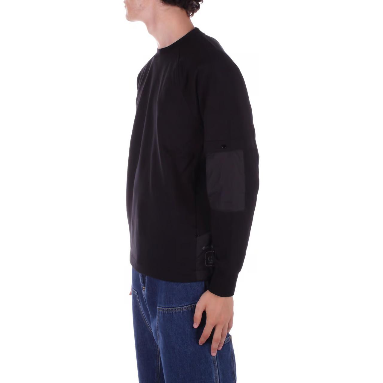 Purchase C.P. Company Sweater Hitam Raglan Crewneck Pullover. CLSS029A006452M999
