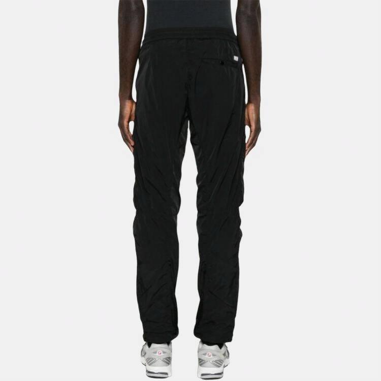 Purchase C.P. カンパニー テーパード ニット ジョガーパンツ ブラック 18CMPA063A005904G-999