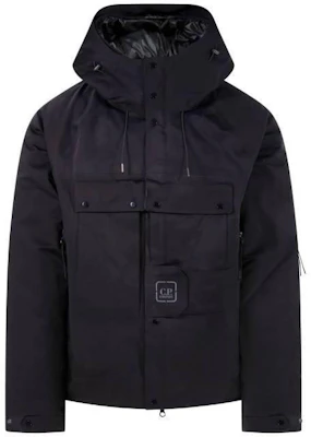 C.P. Company Jaket Hitam dengan Logo Patch Solid 15CLOW011A006258A999 Buy C.P. Company Jaket Hitam dengan Logo Patch Solid 15CLOW011A006258A999