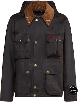 C.P. Company Jaket Raglan Coklat dengan Patch Logo Bordir CSOW018A006240A393 Buy C.P. Company Jaket Raglan Coklat dengan Patch Logo Bordir CSOW018A006240A393