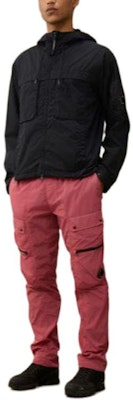 C.P. カンパニー クロム-R フーディッド ジャケット ブラック フルジップ コート. 16CMOW036A005904G888 Shop C.P. カンパニー クロム-R フーディッド ジャケット ブラック フルジップ コート. 16CMOW036A005904G888