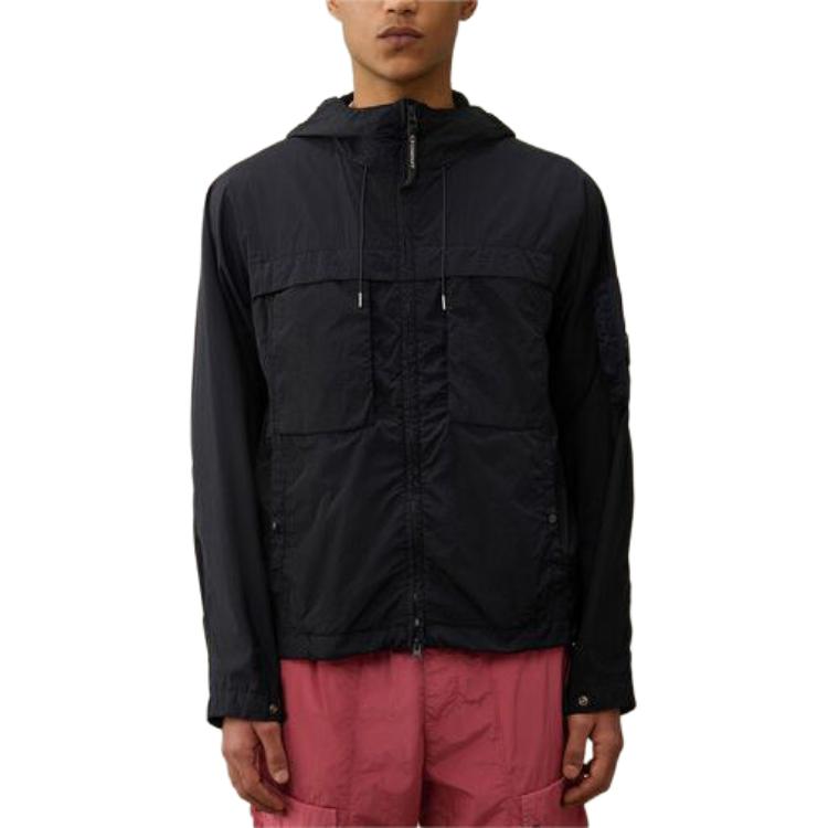 Purchase C.P. カンパニー クロム-R フーディッド ジャケット ブラック フルジップ コート. 16CMOW036A005904G888