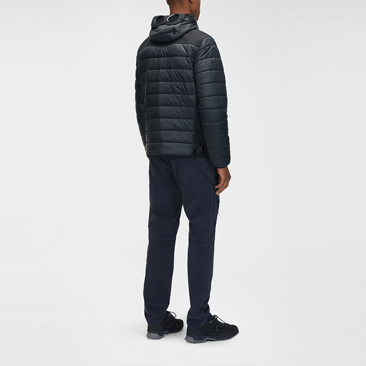 Details for C.P. カンパニー FW21 ブラック 防風 マルチポケット パッチワーク フードジャケット 11CMOW106A006097M999-48