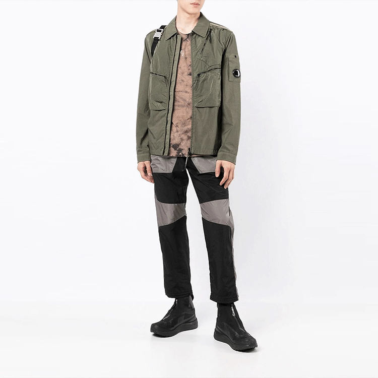 Lookbook C.P. Company FW21染色塗層綠軍長袖襯衫風外套 男款 11CMOS152A005782M665
