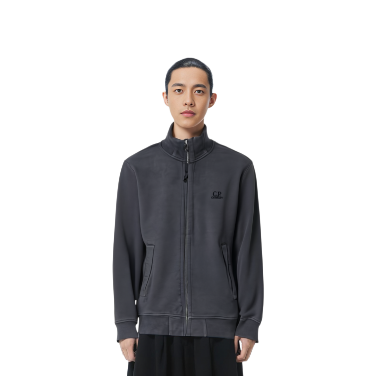 Details for C.P. カンパニー FW22 グレー ニット ジップアップ ジャケット 刺繍ロゴ入り. 13CMSS312A006372G985