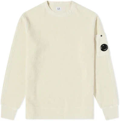 C.P. カンパニー FW22 ベージュ フリース ロゴパッチ 長袖スウェット メンズ 11CMSS082A005863G116 Buy C.P. カンパニー FW22 ベージュ フリース ロゴパッチ 長袖スウェット メンズ 11CMSS082A005863G116
