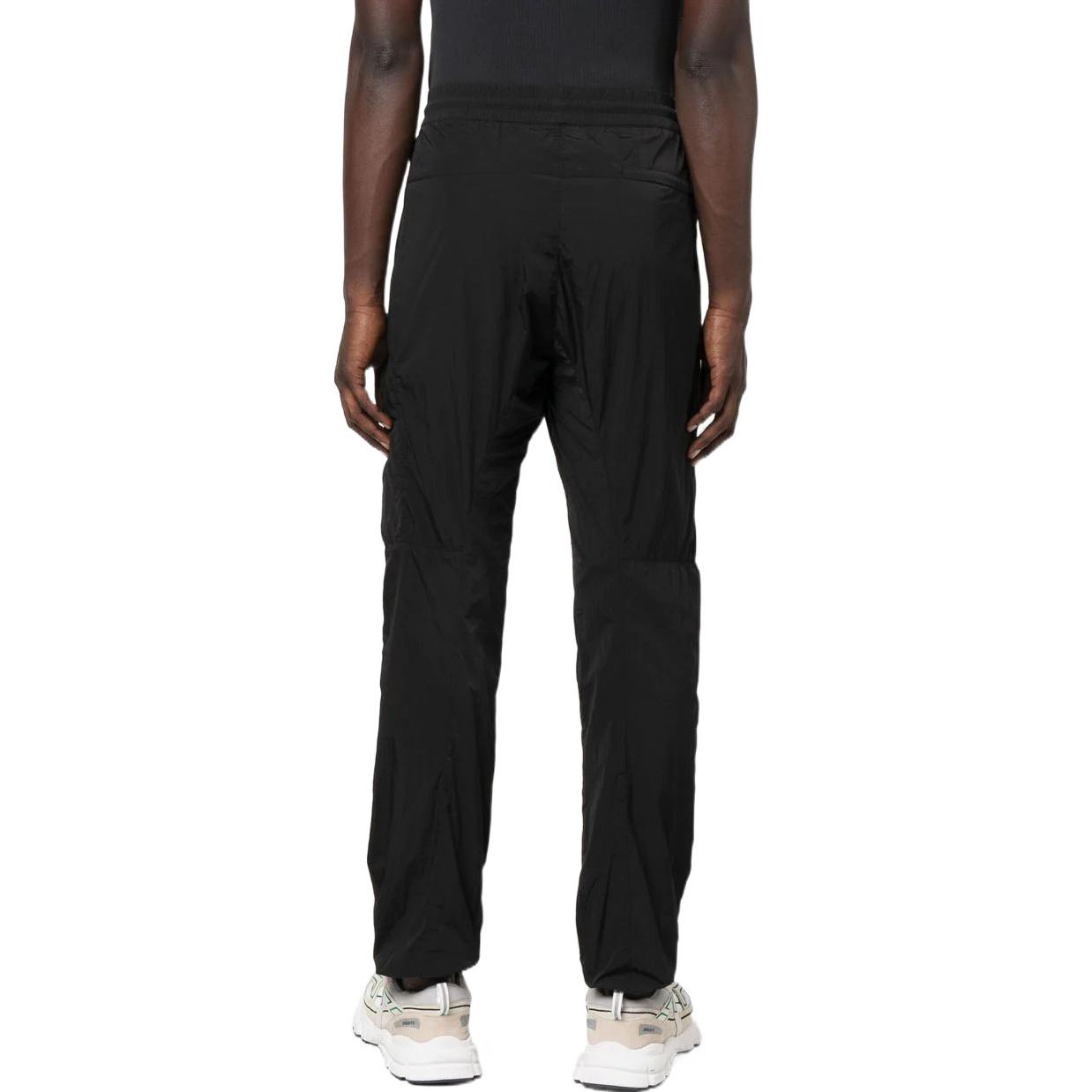 Shop C.P. Company Celana Panjang Kasual Fit Lurus High-Waist Hitam Pria FW22. 13CMPA247A005904G999