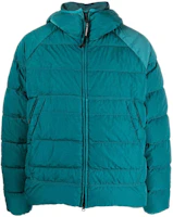 C.P. Company FW22 Solid Zip Hooded Pocket Puffer Jacket Blue 13CMOW027A006369G861 C.P. Company FW22 Solid Zip Hooded Pocket Puffer Jacket Blue 13CMOW027A006369G861