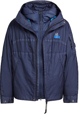 C.P. 컴퍼니 FW23 고어 G 풀집 후드 탈착 재킷 남성 블루. 15CMOW104A006366G880 Lookbook C.P. 컴퍼니 FW23 고어 G 풀집 후드 탈착 재킷 남성 블루. 15CMOW104A006366G880