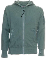 C.P. Company Green Solid Badge Logo Slim Fit Long Sleeve Jacket CMSS400A005086W626 C.P. Company Green Solid Badge Logo Slim Fit Long Sleeve Jacket CMSS400A005086W626