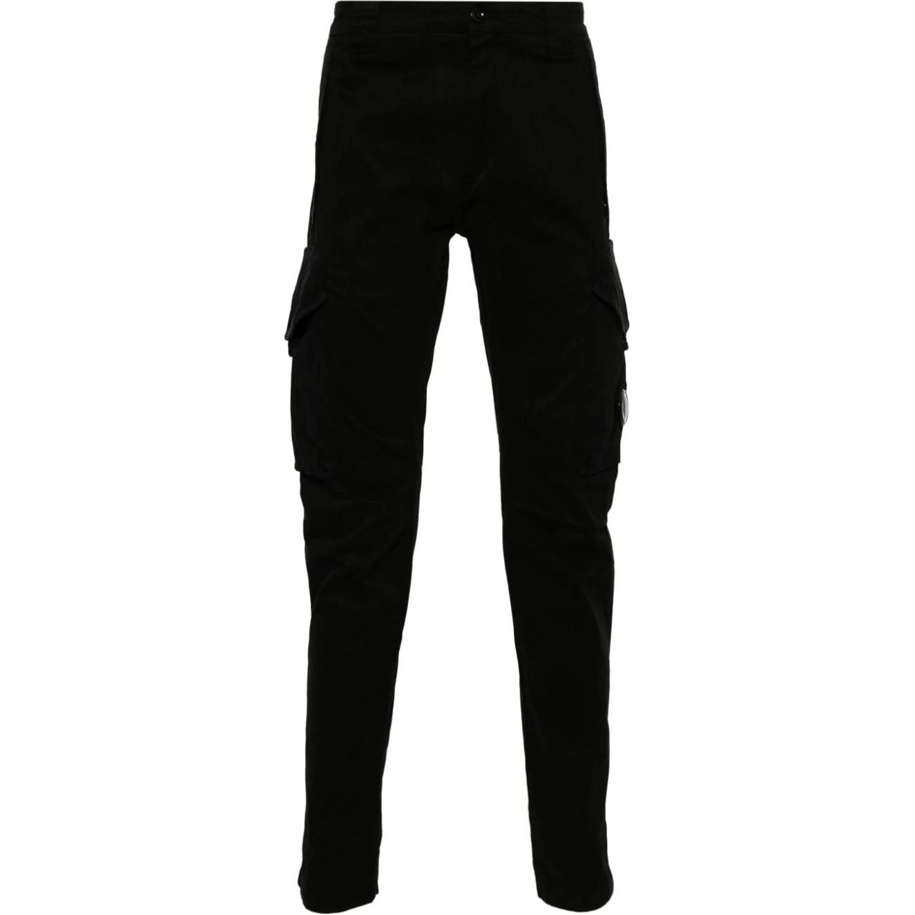 C.P. Company Lens Patch Tapered Cargo Pants Men Black. 17CMPA058A005529G999