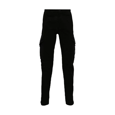 C.P. Company Lens Patch Tapered Cargo Pants Men Black. 17CMPA058A005529G999