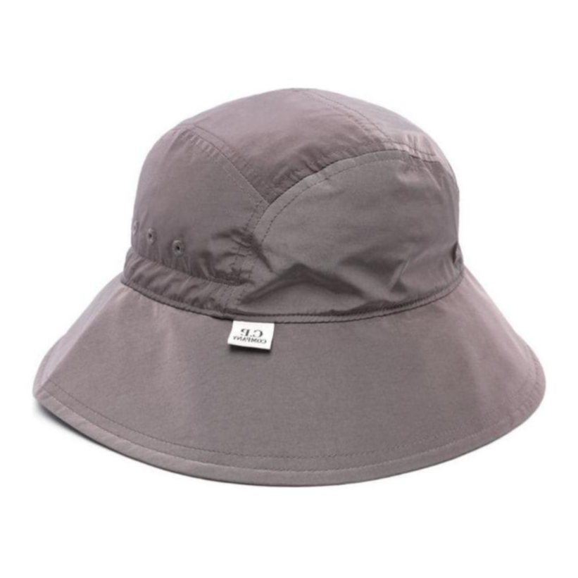 C.P. Company Logo Nylon Bucket Hat Grey Beige . 17CMAC108A005904A