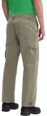 C.P. カンパニー ミリタリーツイルカーゴパンツ グリーン ルーズフィットジッパーポケット 15CMPA179A006409G335 Purchase C.P. カンパニー ミリタリーツイルカーゴパンツ グリーン ルーズフィットジッパーポケット 15CMPA179A006409G335