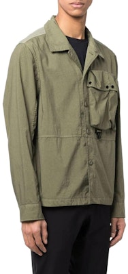 C.P. カンパニー SS22 グリーン 長袖シャツ ボタンアップ ポケットデザイン付き 12CMOS101A005782G-660 Purchase C.P. カンパニー SS22 グリーン 長袖シャツ ボタンアップ ポケットデザイン付き 12CMOS101A005782G-660