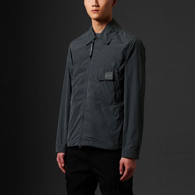 C.P. 컴퍼니 SS22 슬림핏 집업 자켓 그레이 블루 아우터. 12CMOW174A005761W Sizing C.P. 컴퍼니 SS22 슬림핏 집업 자켓 그레이 블루 아우터. 12CMOW174A005761W