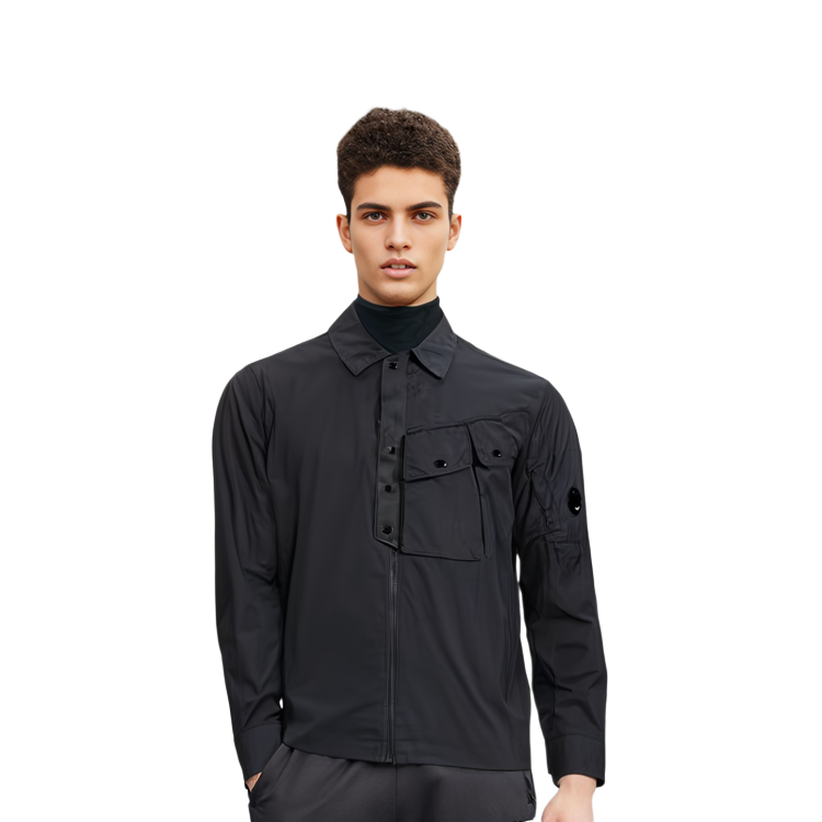 Shop C.P. Company Jaket Warna Solid Hitam SS22 12CMOS104A-005904G.999